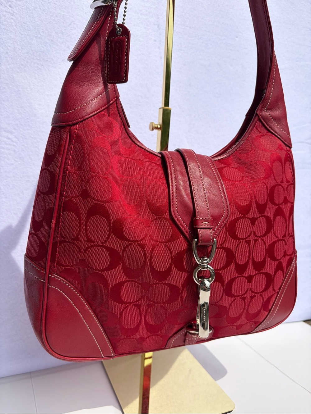 Vintage Red Coach Hamptons Signature Clip Hobo Bag
